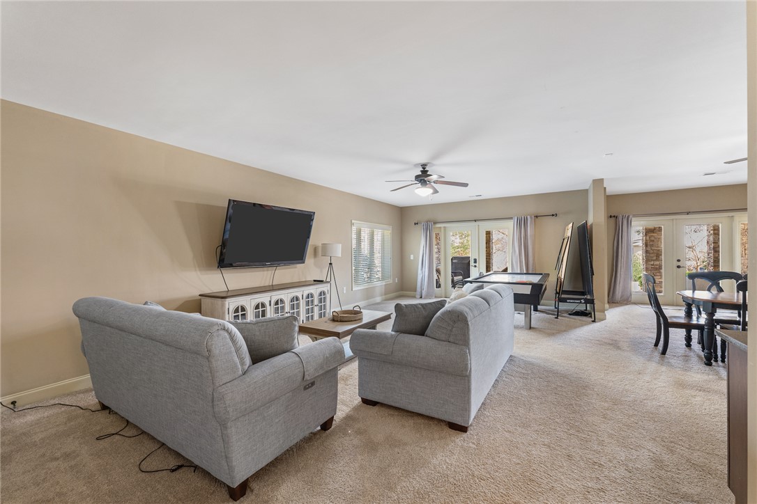 404 Sunset Point Drive