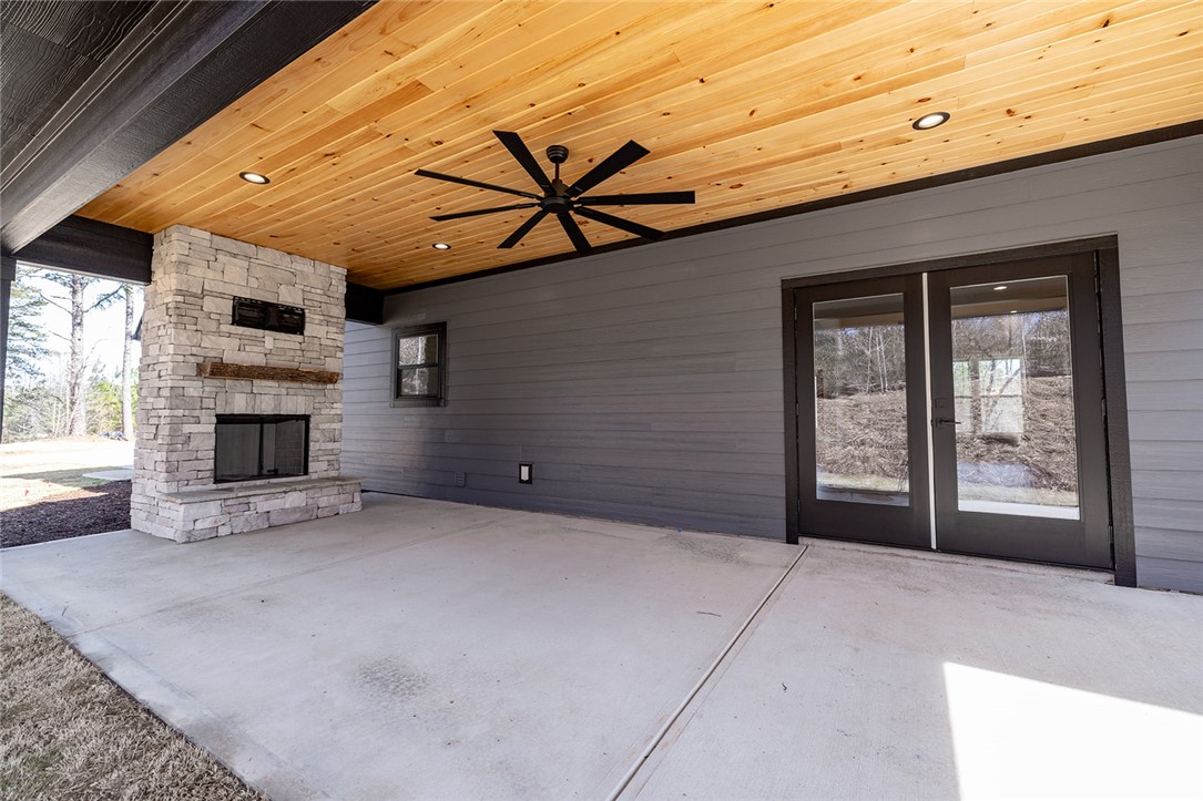 506 Timber Bay Lane