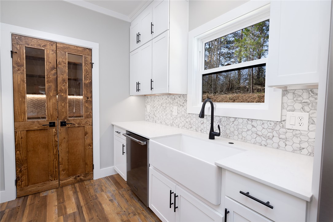506 Timber Bay Lane
