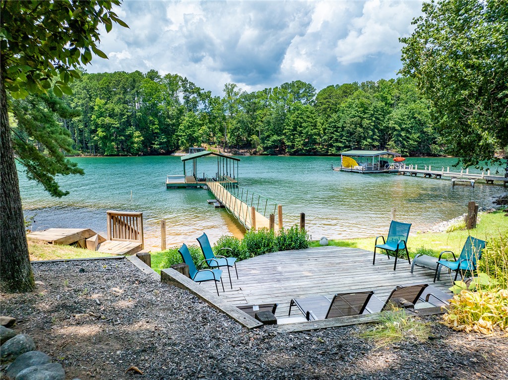 208 Shoreline Drive