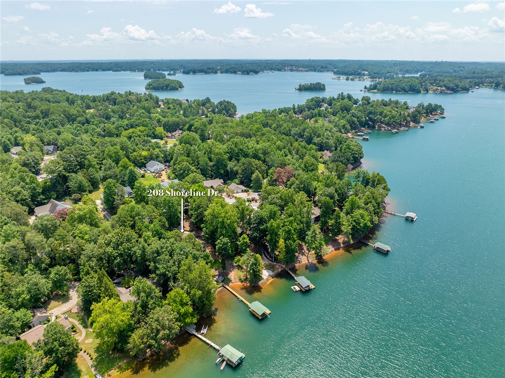 208 Shoreline Drive
