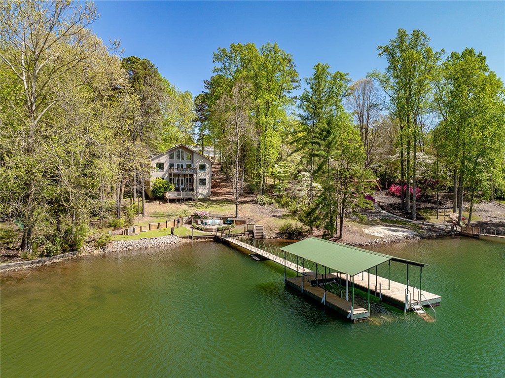 208 Shoreline Drive