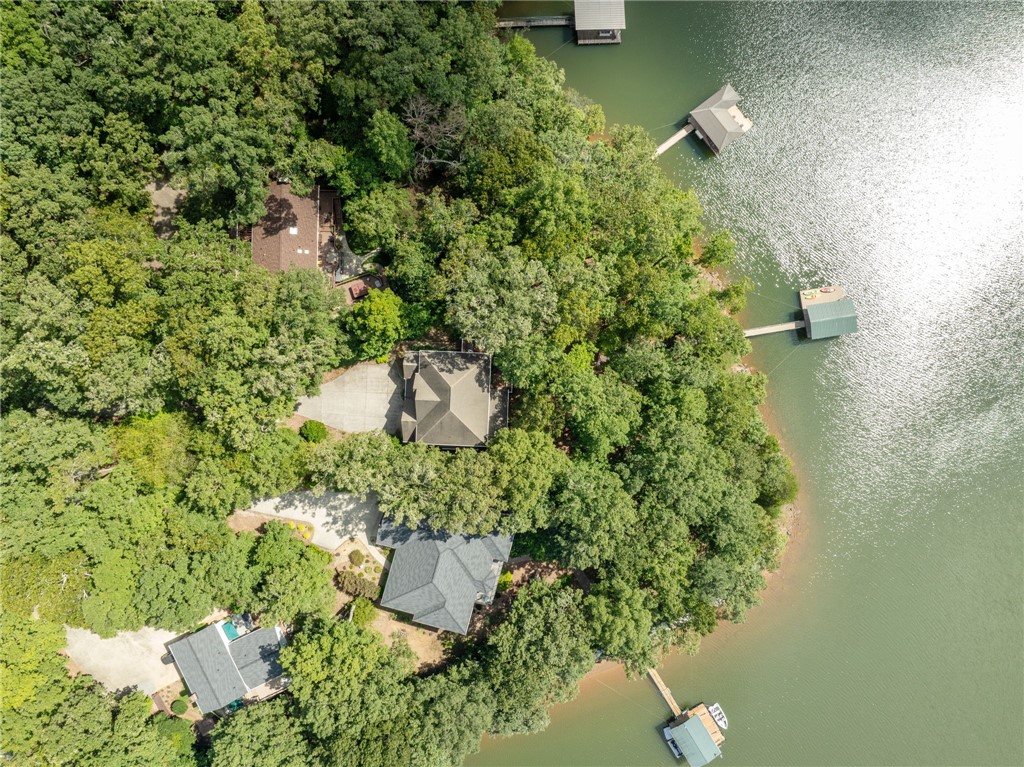 1011 Arrowhead Point Road