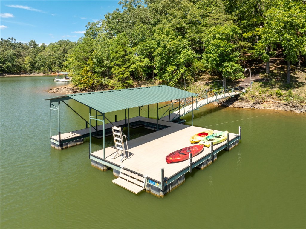 1011 Arrowhead Point Road
