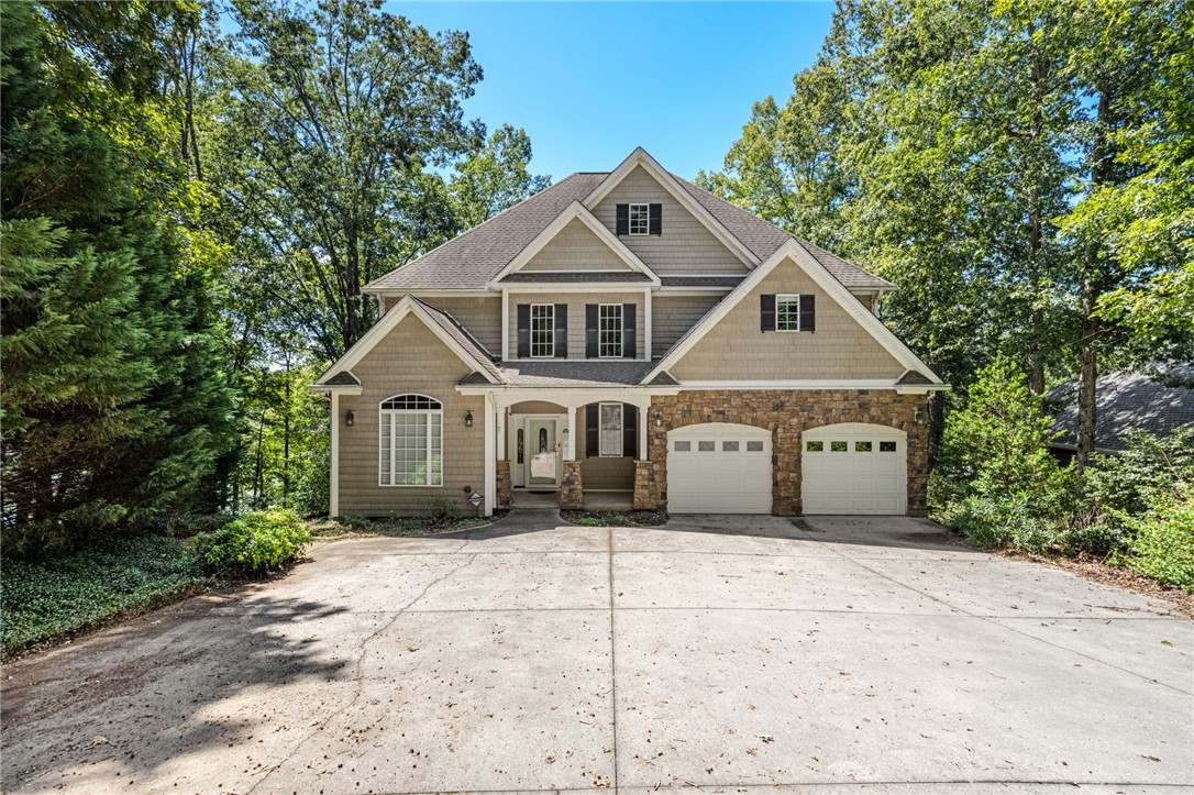 1011 Arrowhead Point Road
