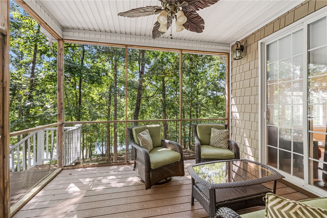 1011 Arrowhead Point Road