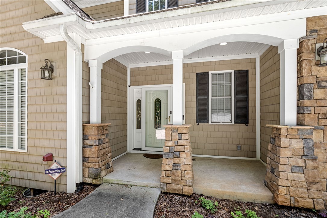 1011 Arrowhead Point Road