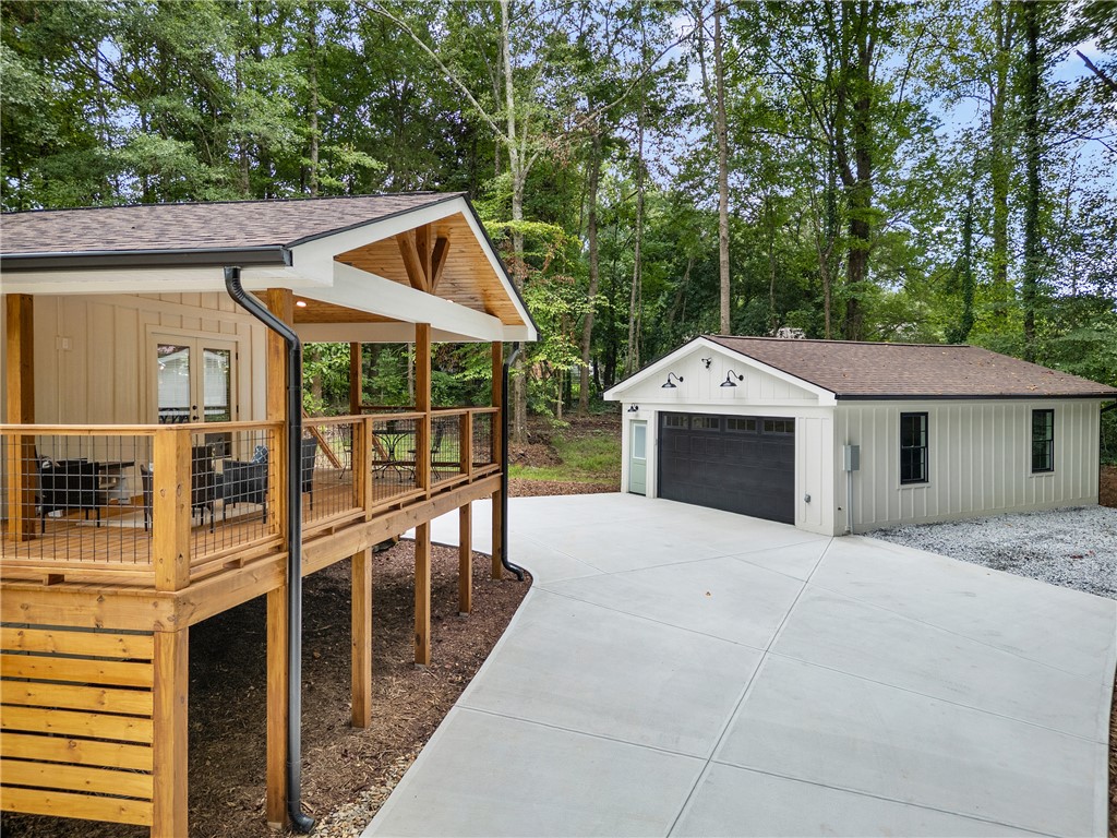 698 Pickett Post Road