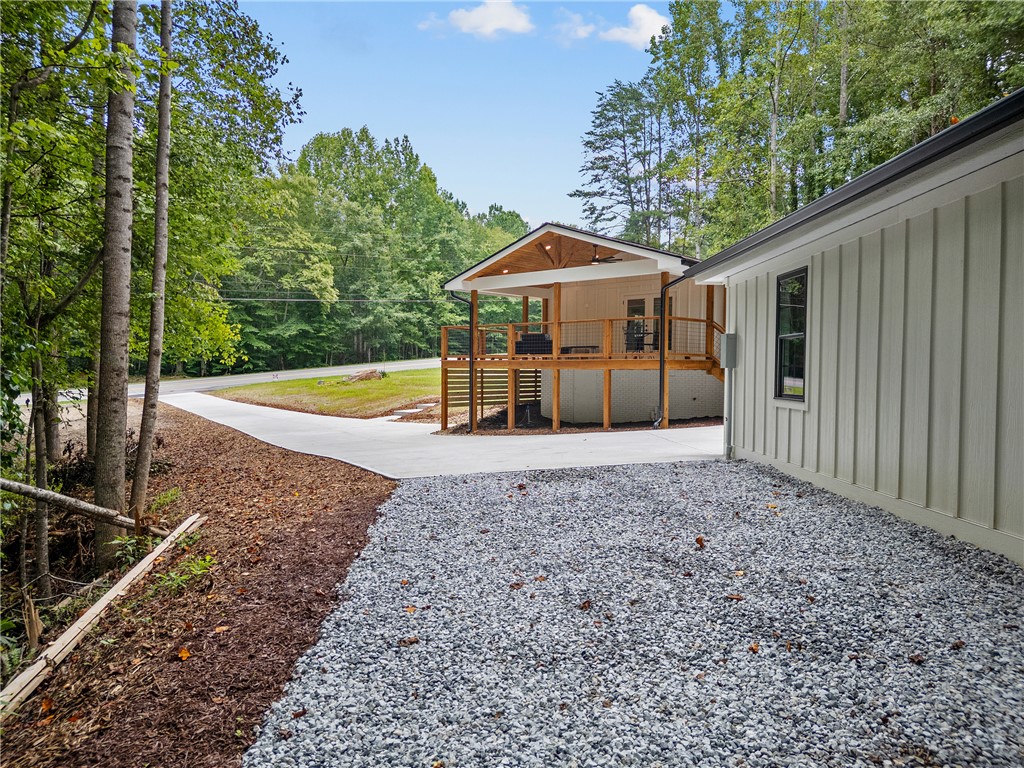 698 Pickett Post Road