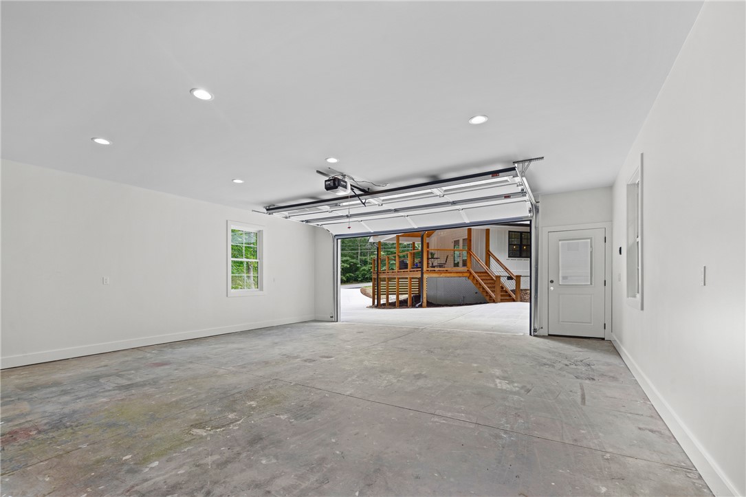 698 Pickett Post Road