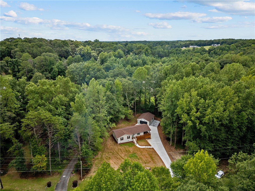 698 Pickett Post Road