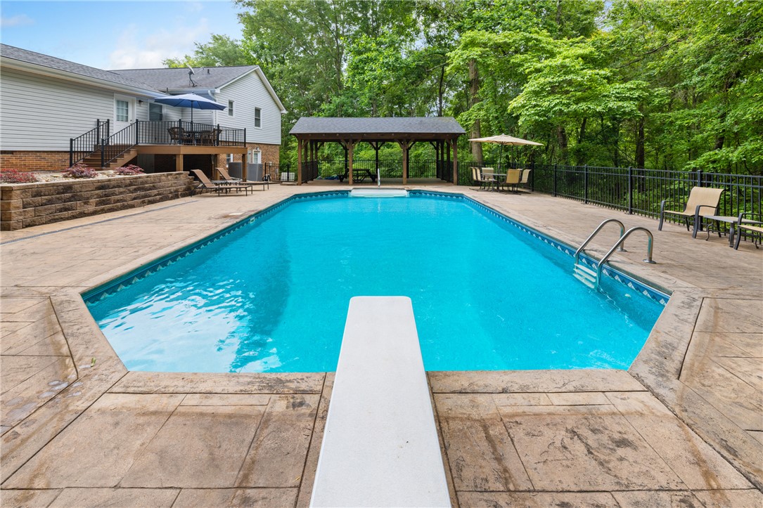 404 S Old Mill Road