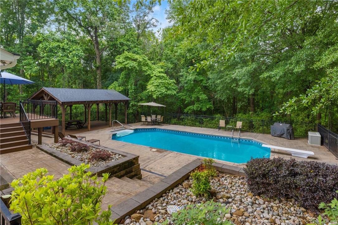 404 S Old Mill Road