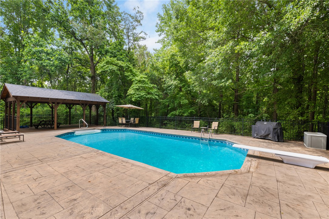 404 S Old Mill Road
