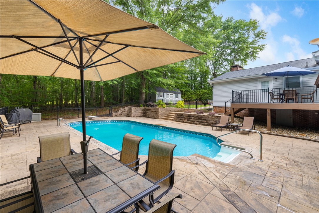 404 S Old Mill Road