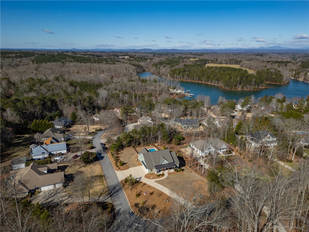 113 South Oak Pointe Drive