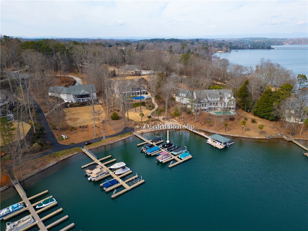 113 South Oak Pointe Drive