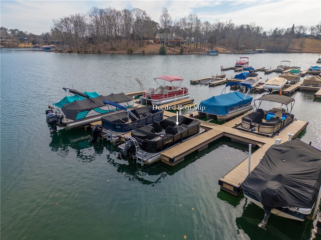 113 South Oak Pointe Drive