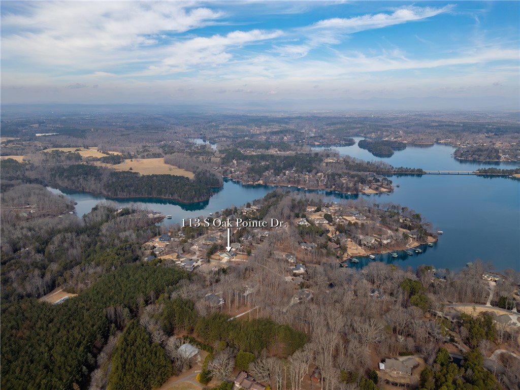 113 South Oak Pointe Drive