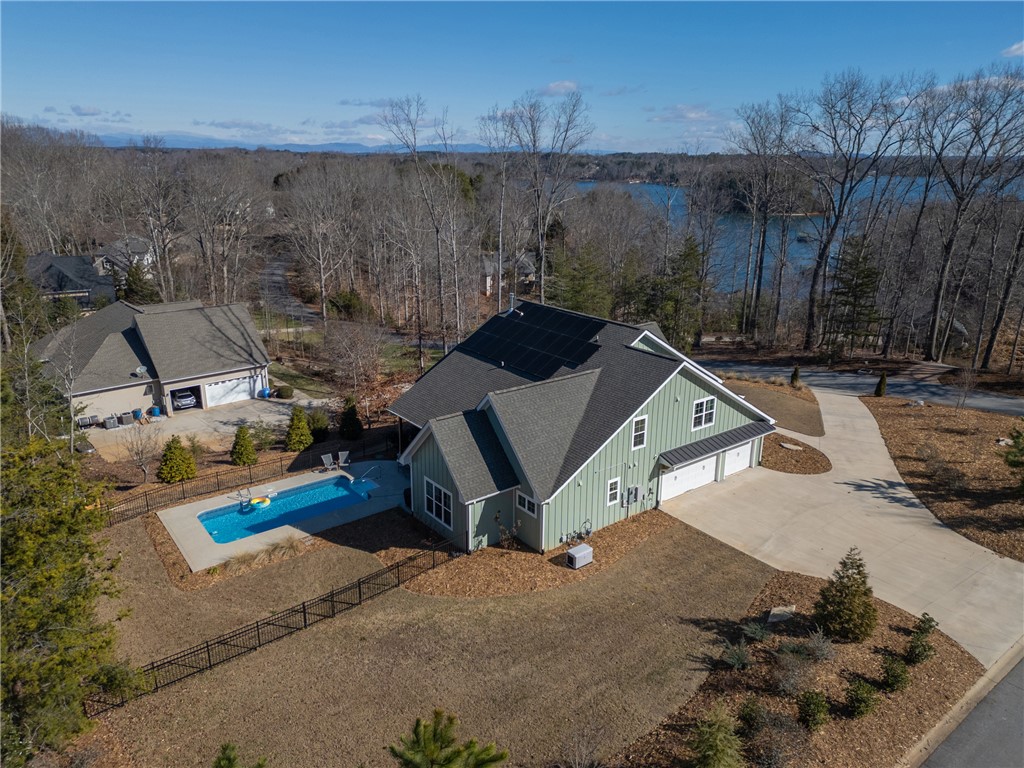 113 South Oak Pointe Drive