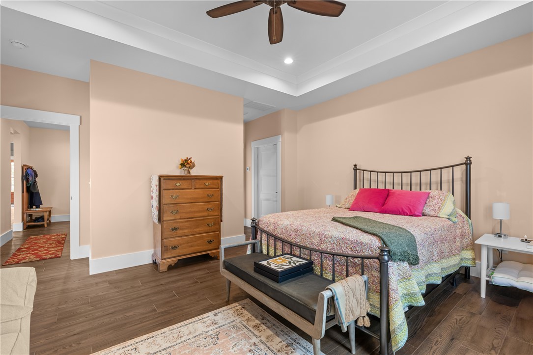 113 South Oak Pointe Drive