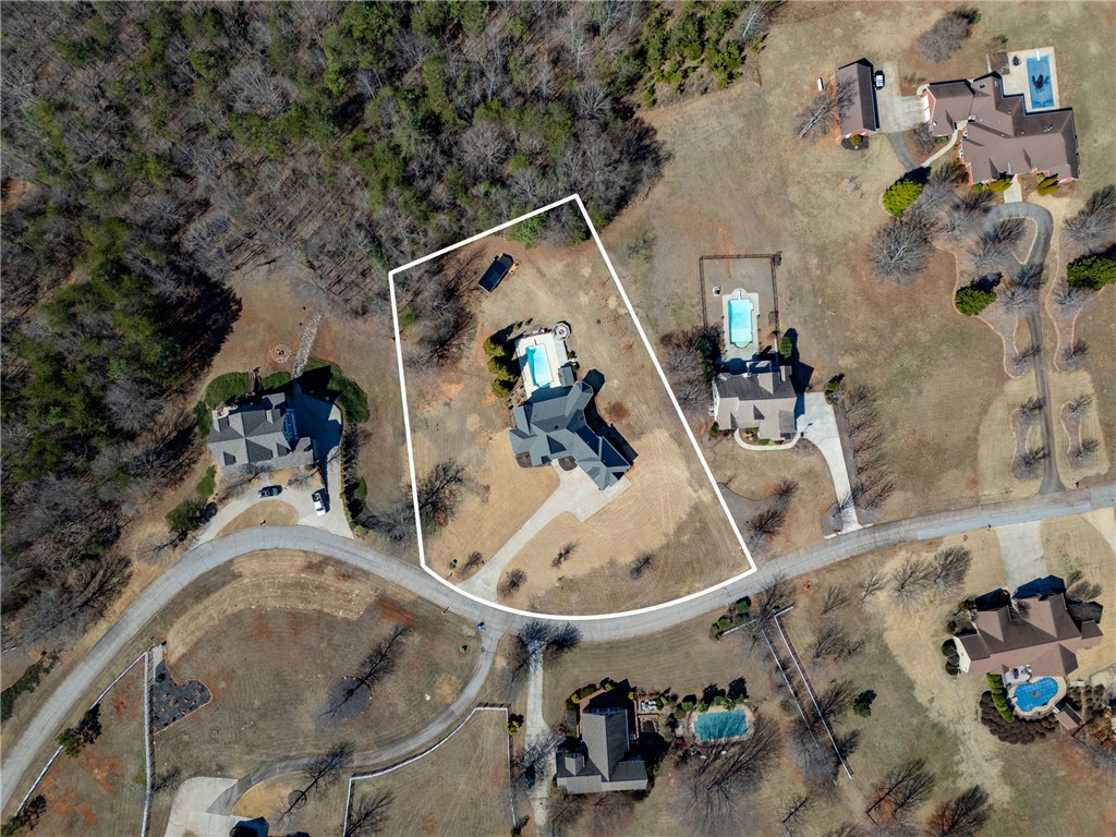 209 Crestridge Drive