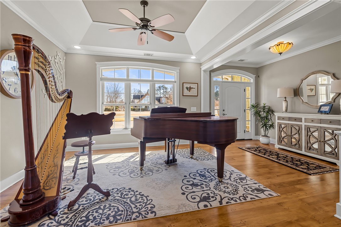 209 Crestridge Drive