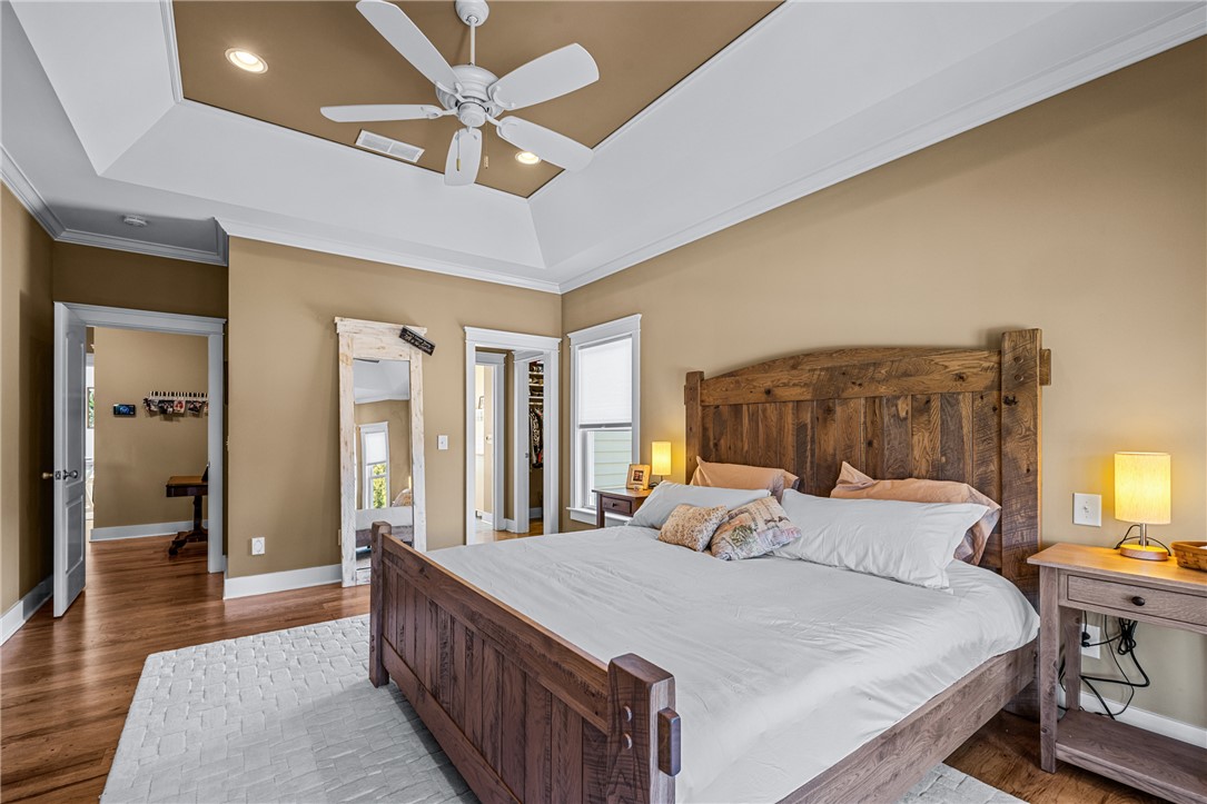 209 Crestridge Drive