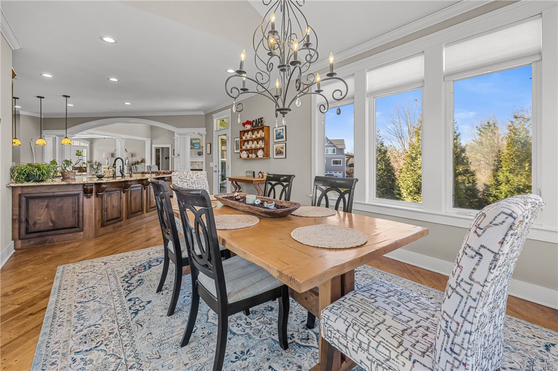209 Crestridge Drive