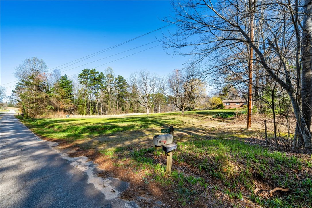 453 Deaton Road