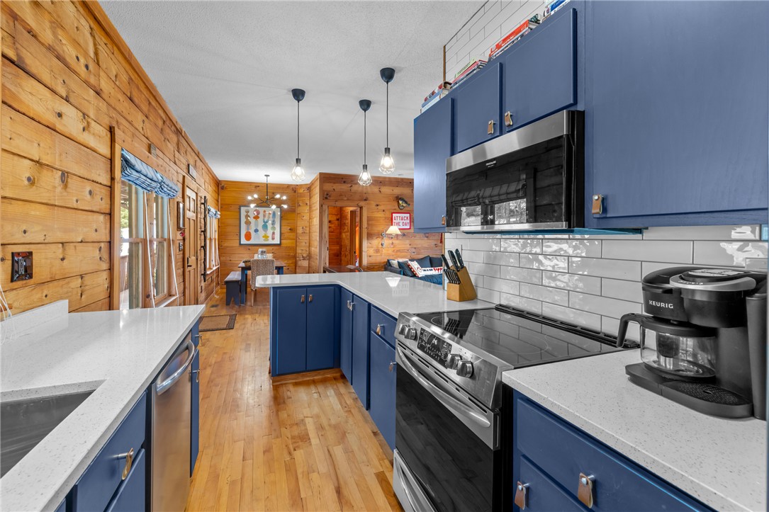 203 Little Lane