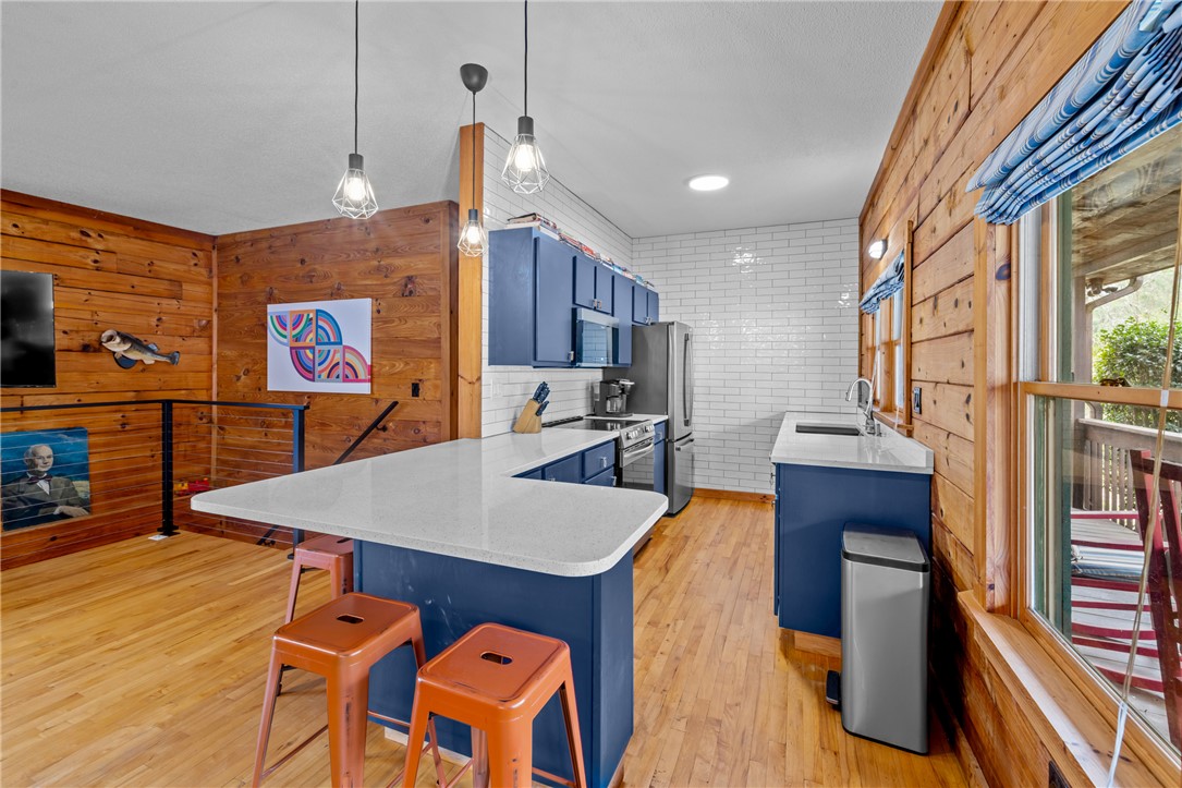 203 Little Lane