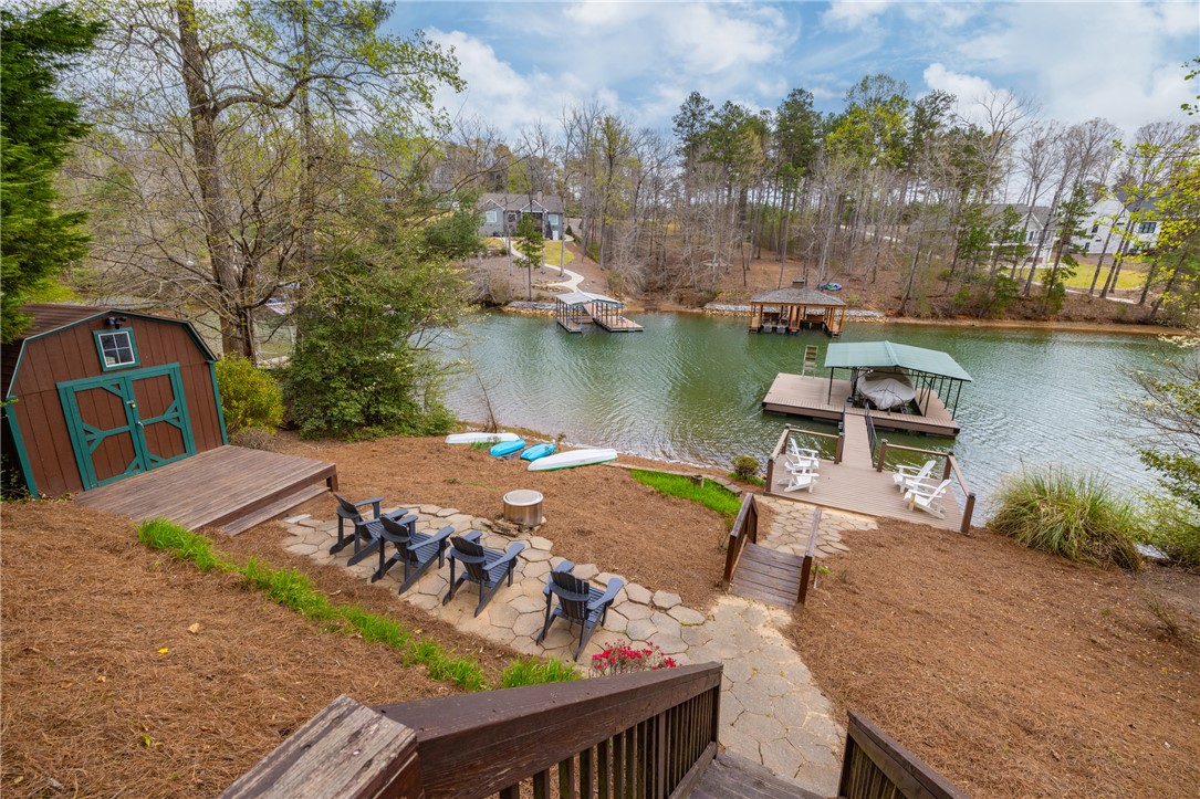 203 Little Lane