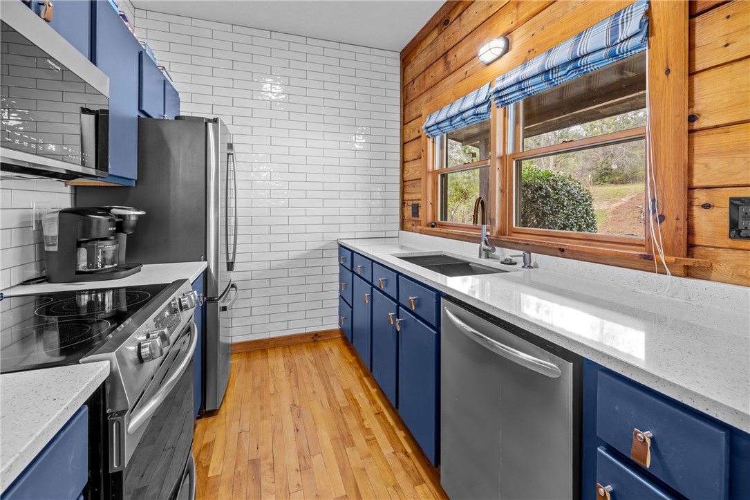 203 Little Lane