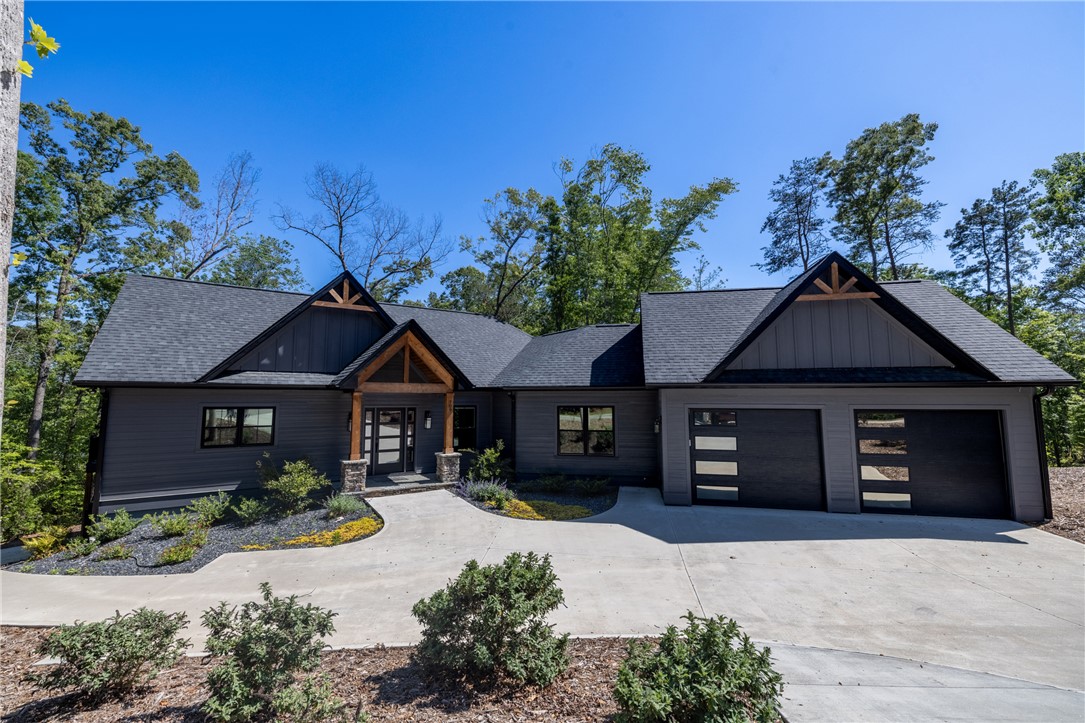 709 Keowee Bay Circle