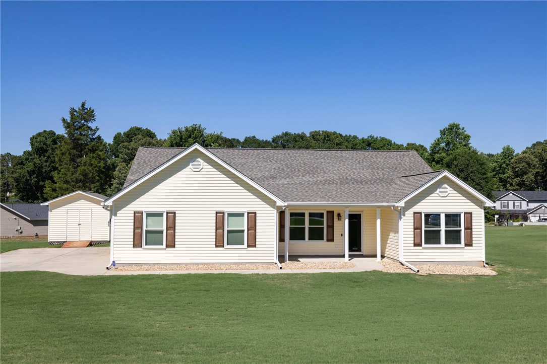 109 Cedar Glen Drive