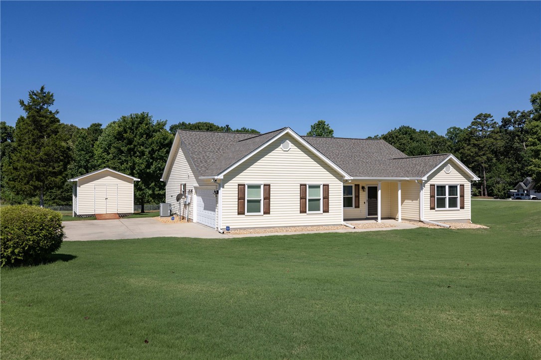 109 Cedar Glen Drive