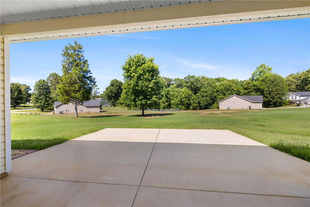 109 Cedar Glen Drive