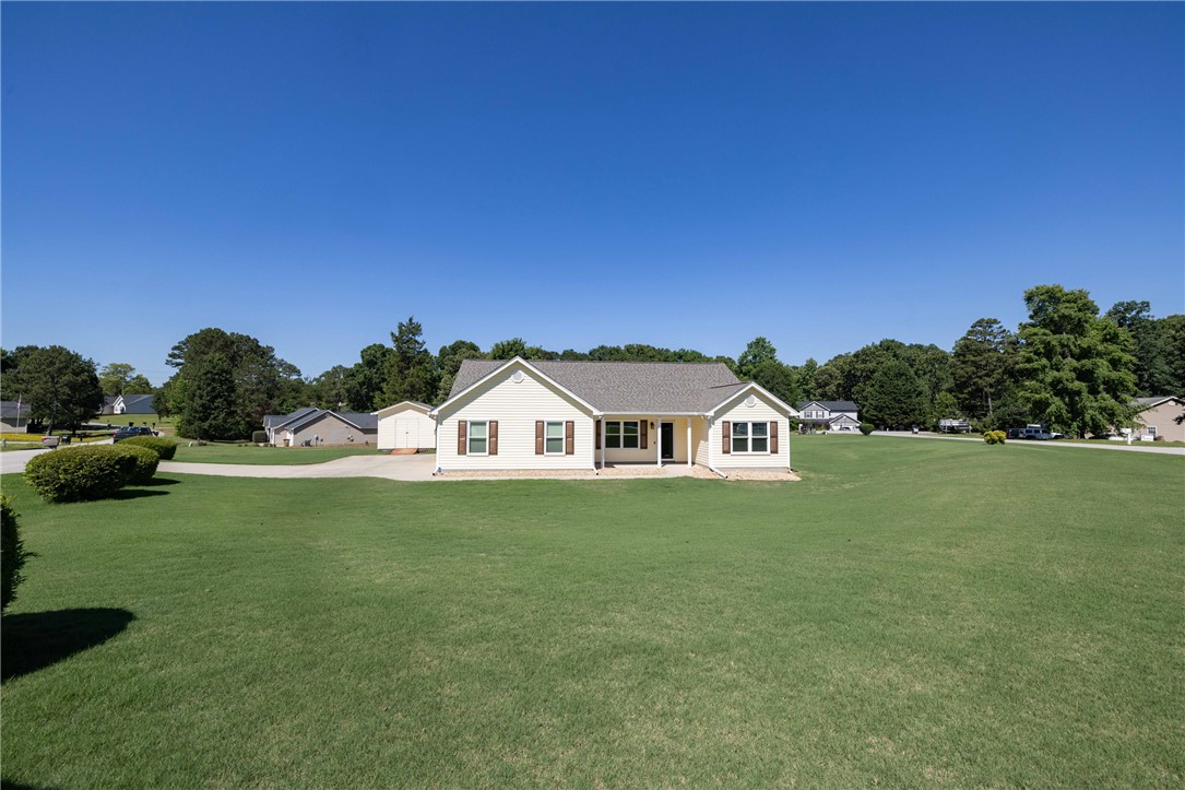 109 Cedar Glen Drive