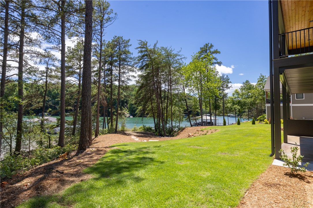 713 Bay Harbor Lane