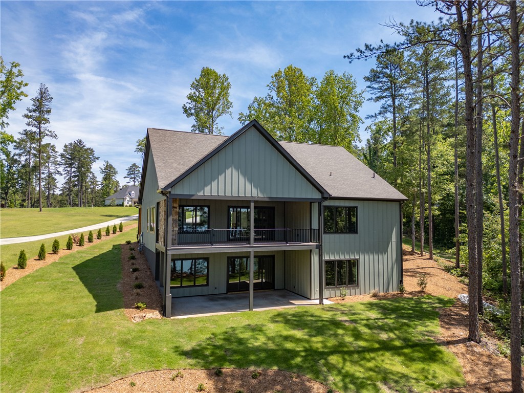 713 Bay Harbor Lane