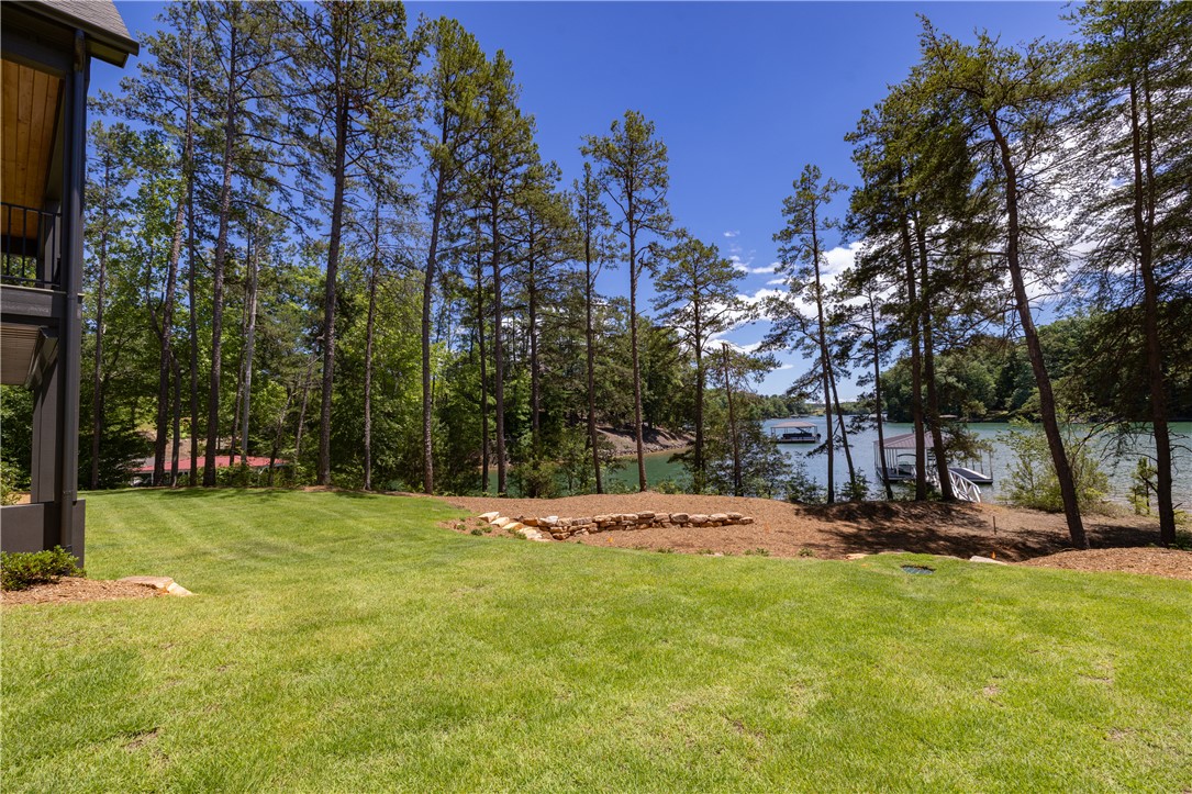 713 Bay Harbor Lane