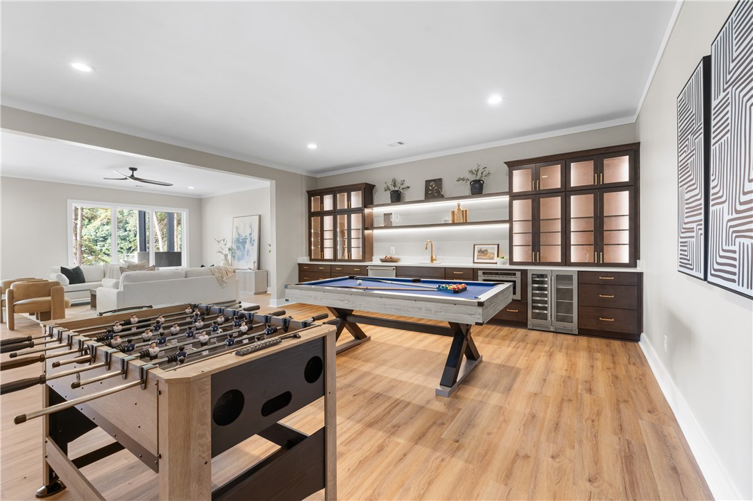 713 Bay Harbor Lane