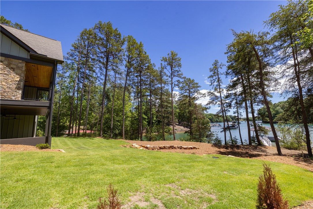 713 Bay Harbor Lane