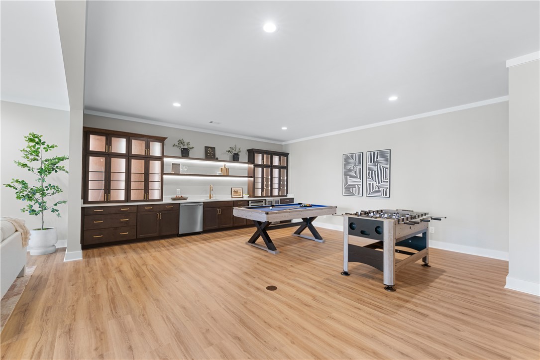 713 Bay Harbor Lane
