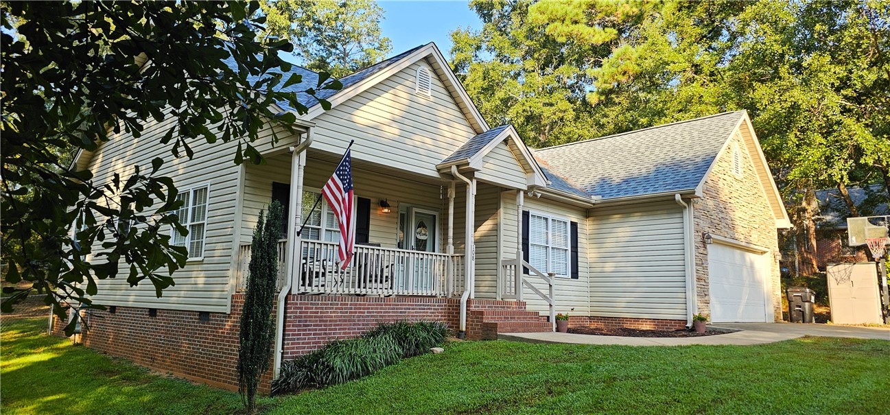 108 Wild Oak Run