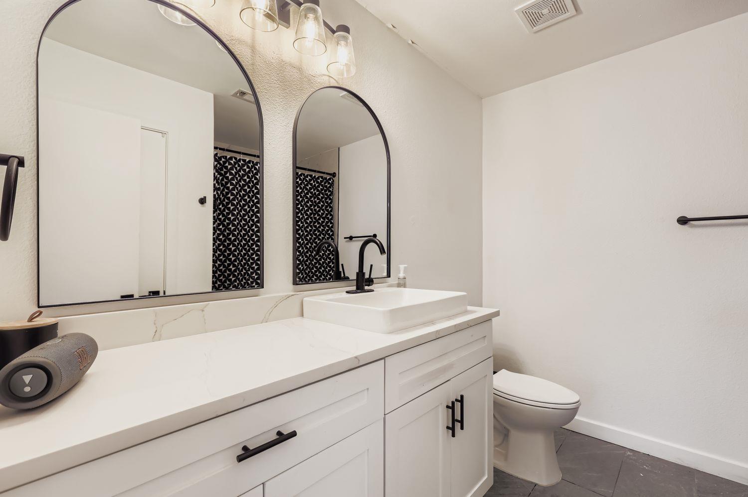 1202 Hughmont DR, Pflugerville