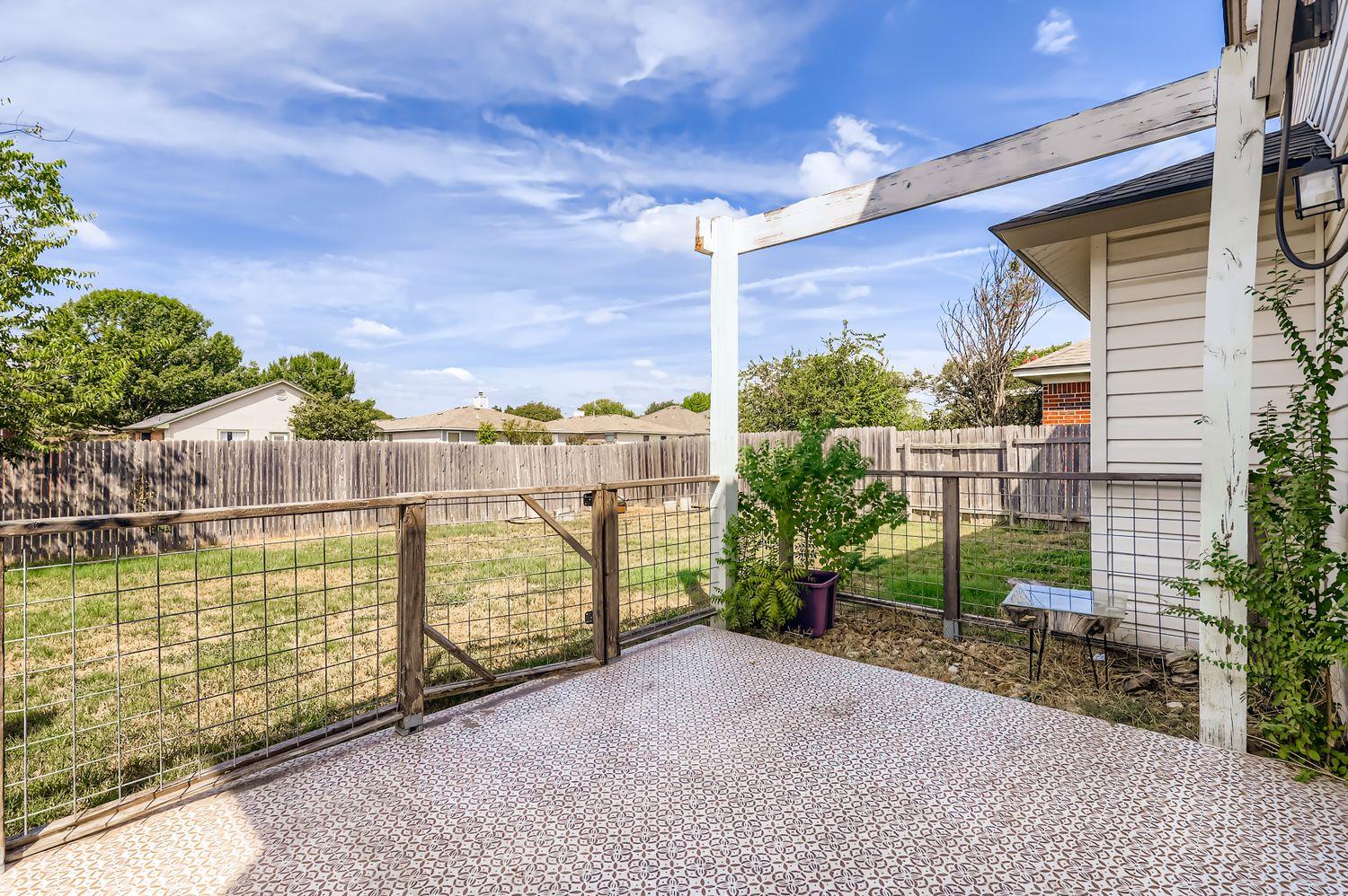 1202 Hughmont DR, Pflugerville