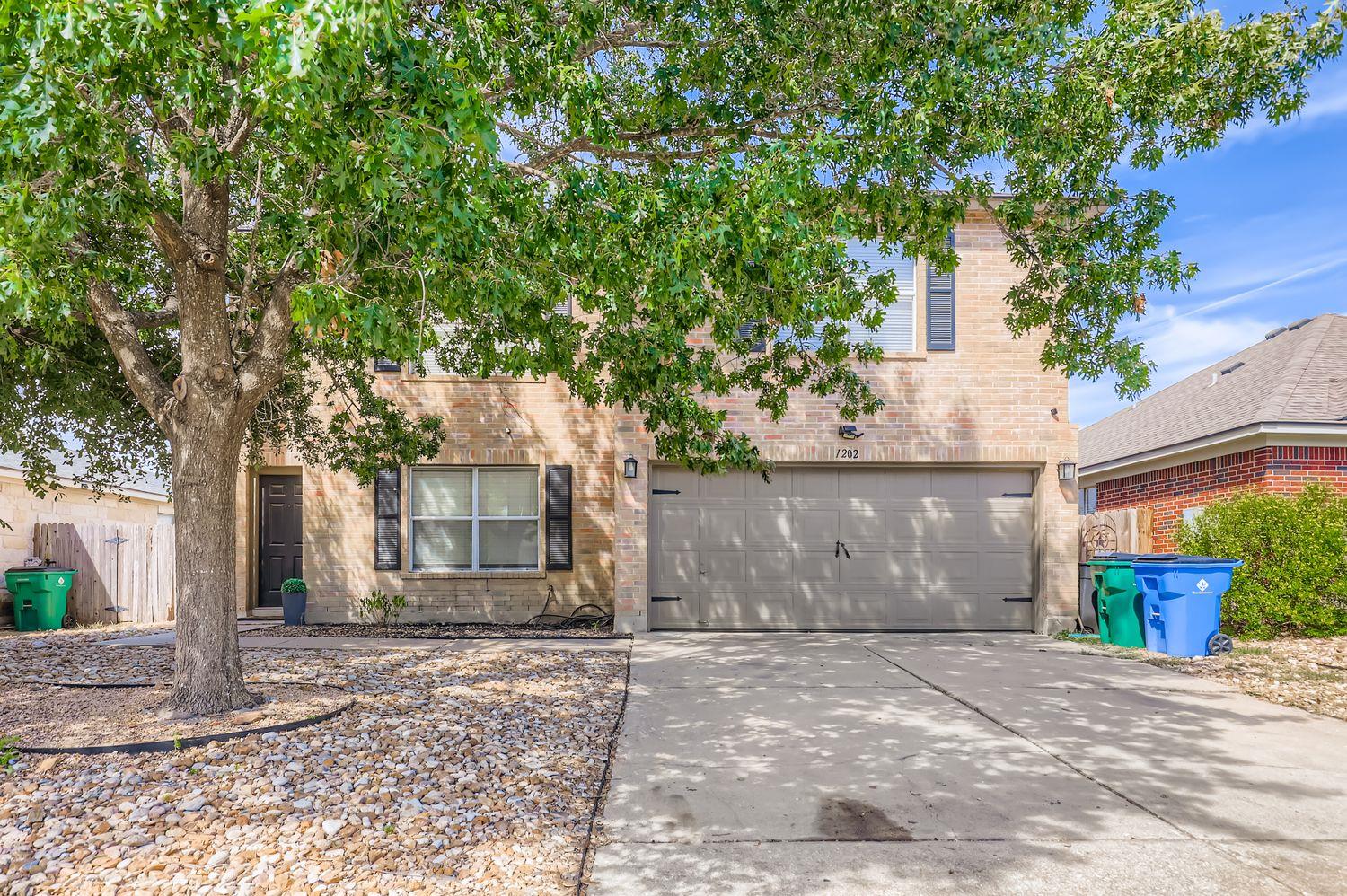 1202 Hughmont DR, Pflugerville