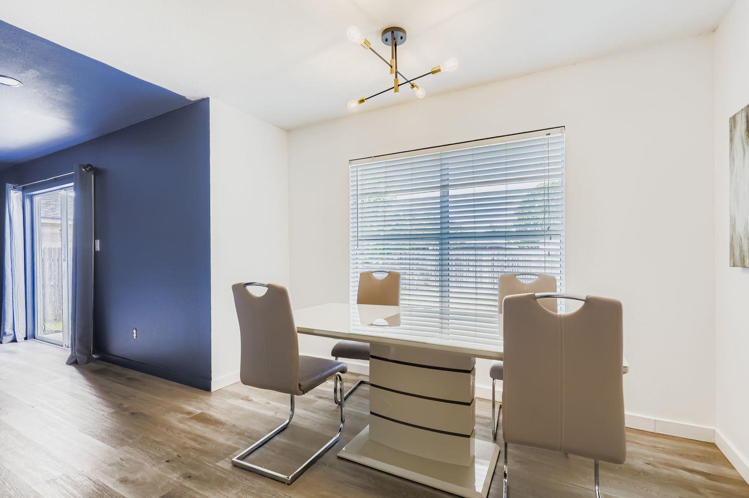 1202 Hughmont DR, Pflugerville